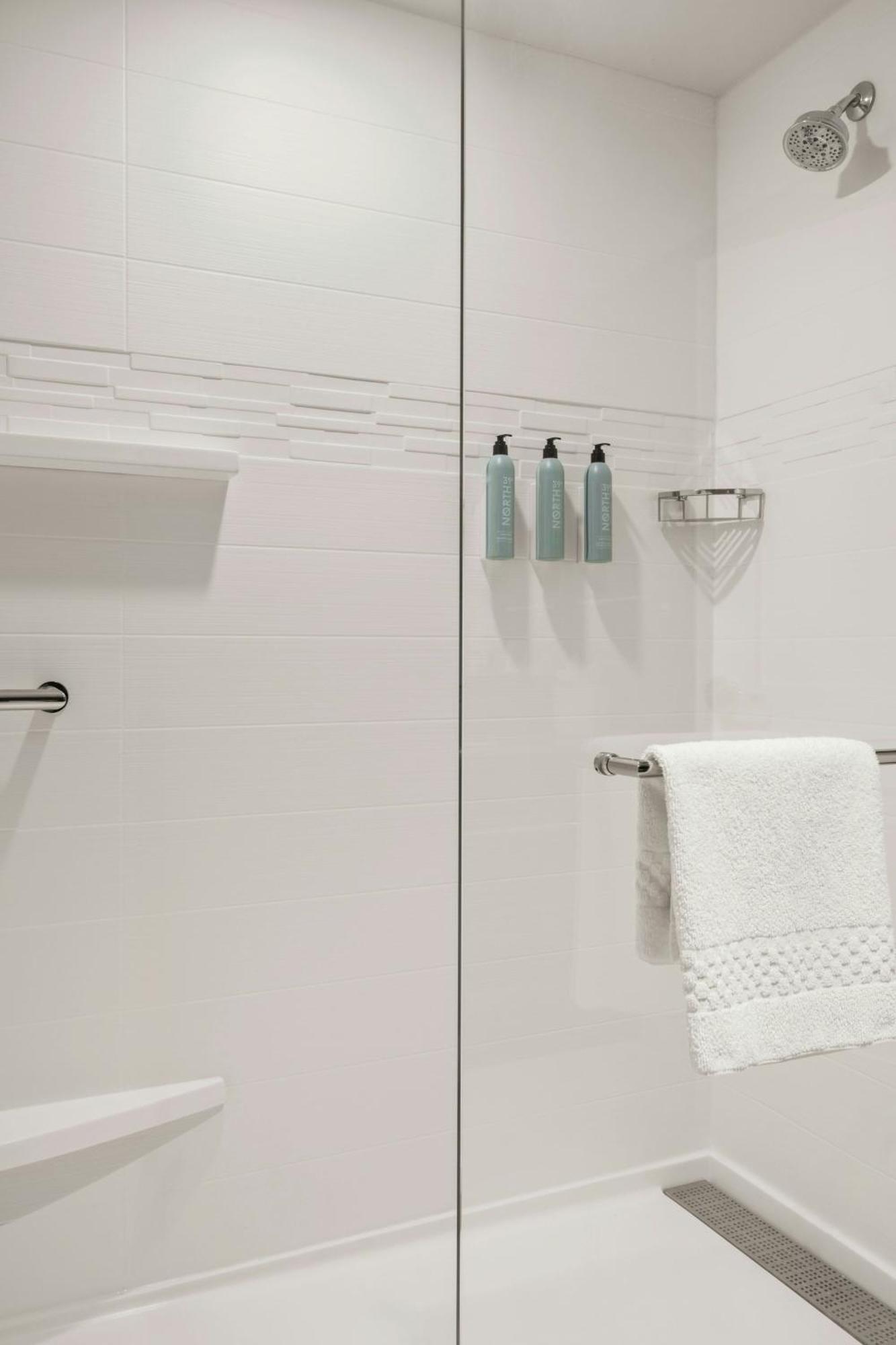 Residence Inn By Marriott Milwaukee Brookfield At Poplar Creek Exteriör bild